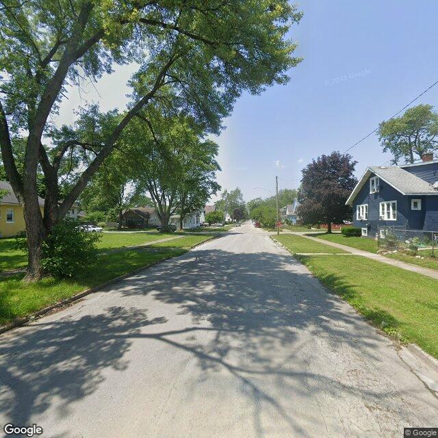 1254 E Bourbonnais St photo