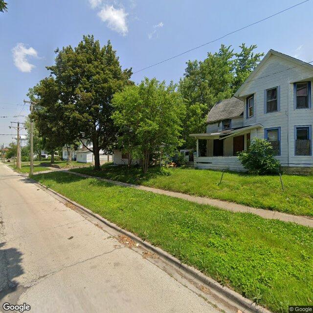 1007 E Maple Street photo