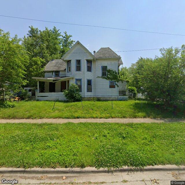 1007 E Maple Street