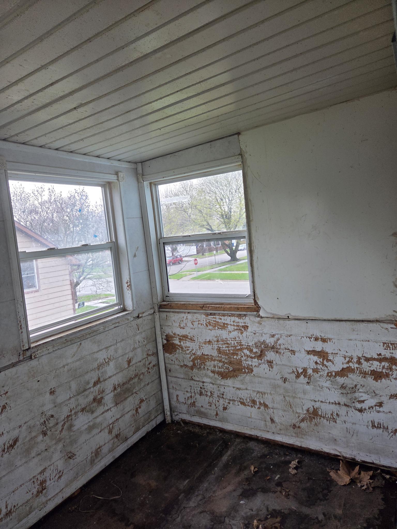 980 S 6th Avenue photo